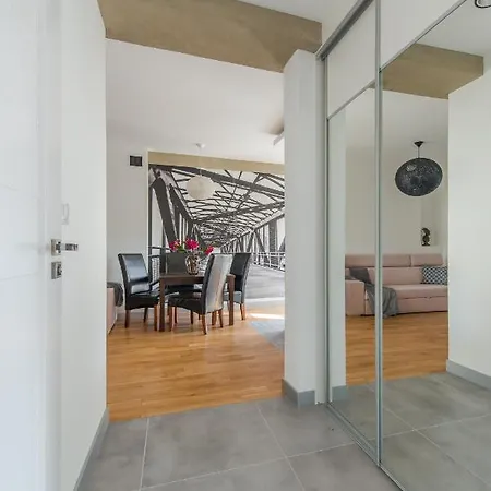 Dworzec P&o Serviced *