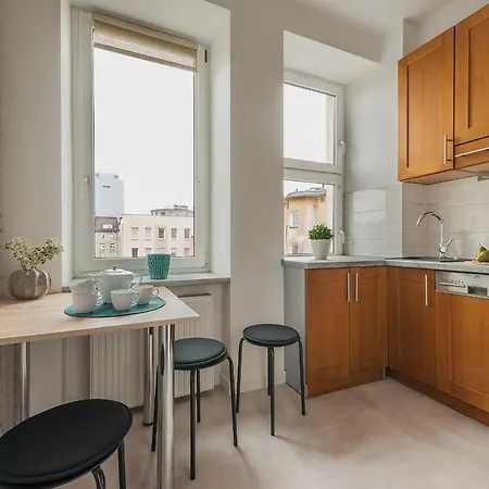 Dworzec P&o Serviced 바르샤바