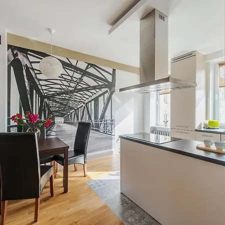 Apartamento Dworzec P&o Serviced Varsóvia