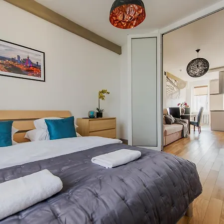 Dworzec P&o Serviced Apartamento Varsóvia
