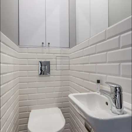 Dworzec P&o Serviced דירה ורשה