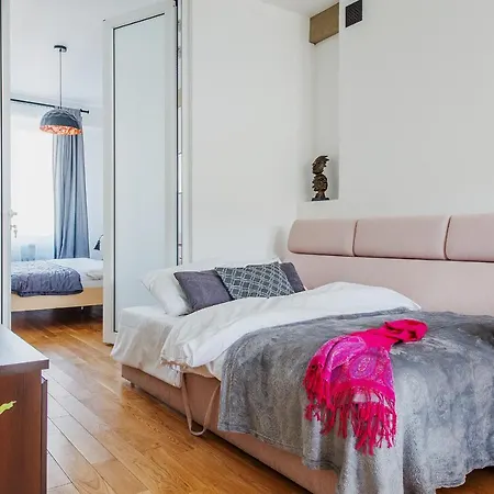 Dworzec P&o Serviced Appartement *